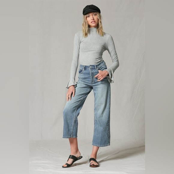 Grey long sleeve mock neck top - Picture 5 of 6